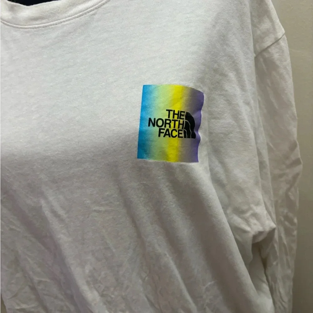 THE NORTH FACE Distorted Half Dome Long Sleeve Shirt sz XXL Large White Purple